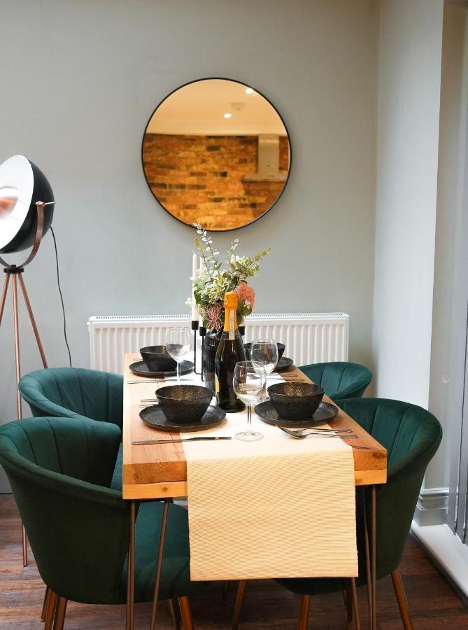 Stunning Brighton Seaside 2-Bedroom Townhouse With Patio, Sleeps 6 Kültér fotó